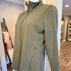 Under Armour Olive Motion Jacket